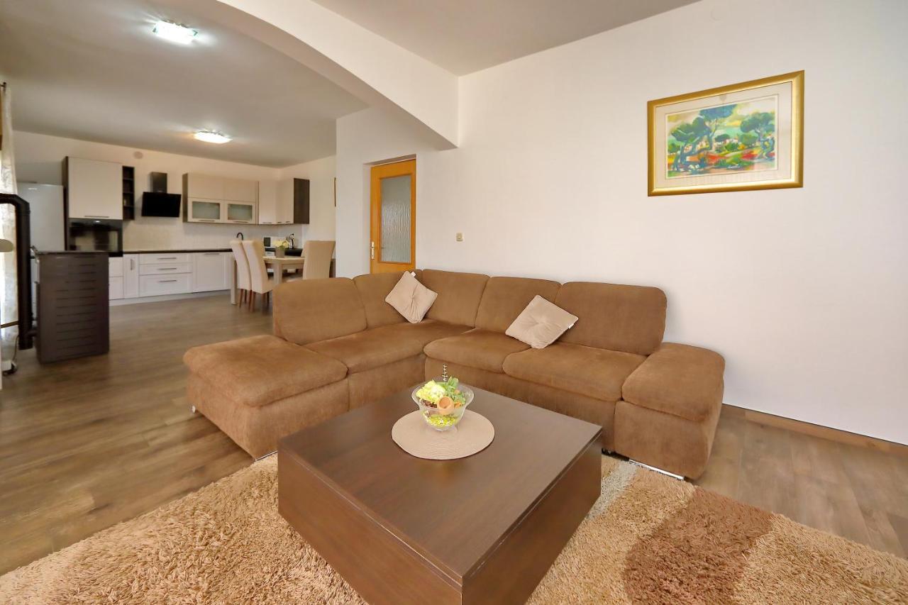 Apartments Adrian Бибинье Экстерьер фото